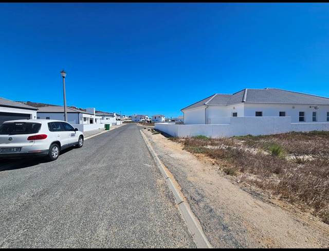 LAND FOR SALE IN SANDY POINT